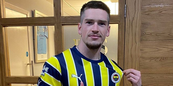 Fenerbahçe'nin yeni transferi Ryan Kent, İstanbul'a geldi