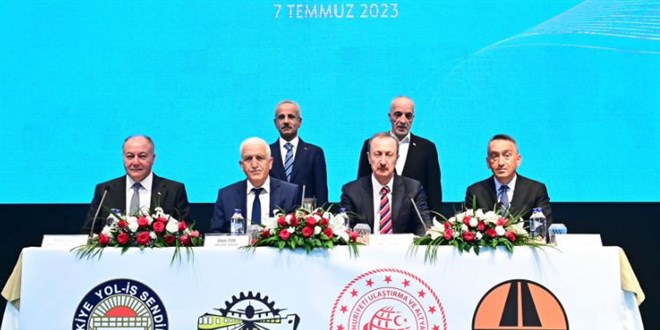 Ulaştırma Bakanlğı 20. Dönem toplu iş sözleşmeleri'nde imzalar atıldı