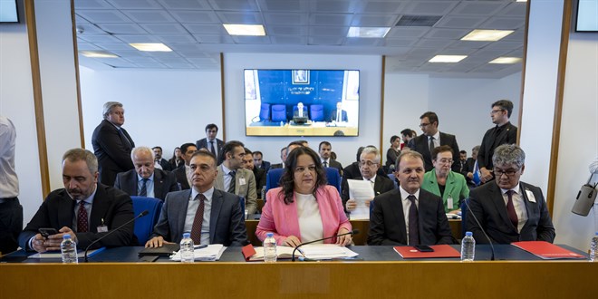 Memur maaşında artış teklifi Plan ve Bütçe Komisyonunda