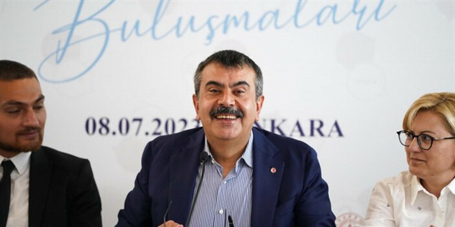 Bakan Tekin: İhtiyaç olmadıkça uzaktan eğitime karşıyım