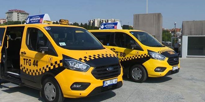 stanbul'da 402 yeni taksi yolcu tamaya balad