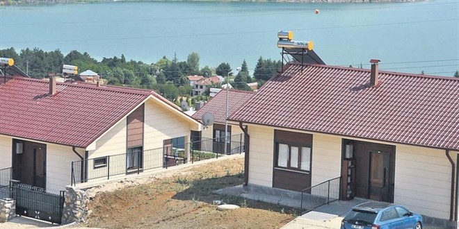 Tamamlanan deprem konutları tatil köyünü aratmıyor