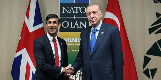 Erdoğan'dan NATO Zirvesi'nde yoğun diplomasi mesaisi