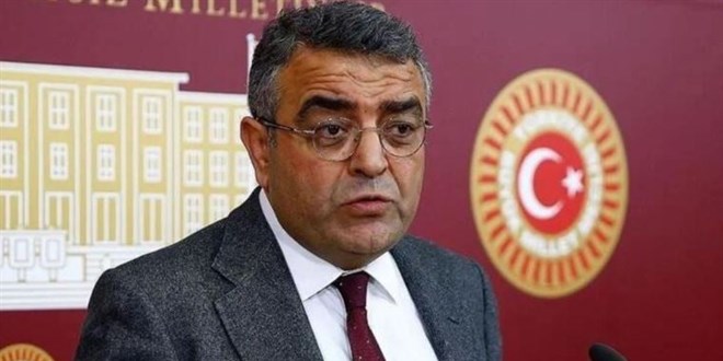 CHP'li Tanrıkulu, gazetecilerin AK Parti'nin hedefinde olduğunu iddia etti