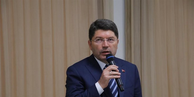 Bakan Tunç: Cezaevlerinde 15 bin civarında FETÖ mensubu var