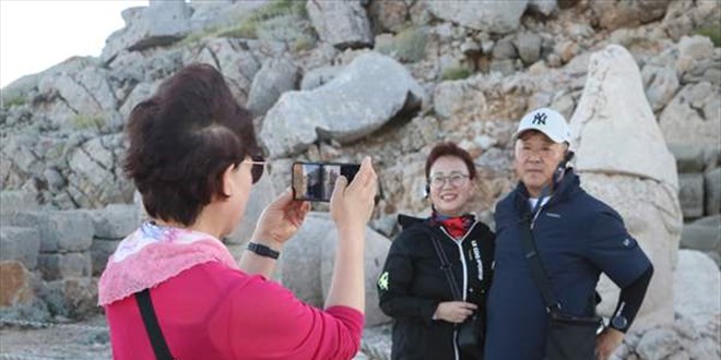 Dünya mirası Nemrut'a Güney Kore'den 136 kafile gelecek
