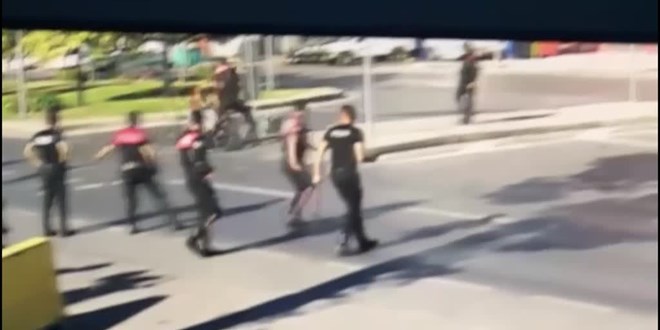 'Dur' ihtarna uymayan motosikletin arpt polis ehit oldu
