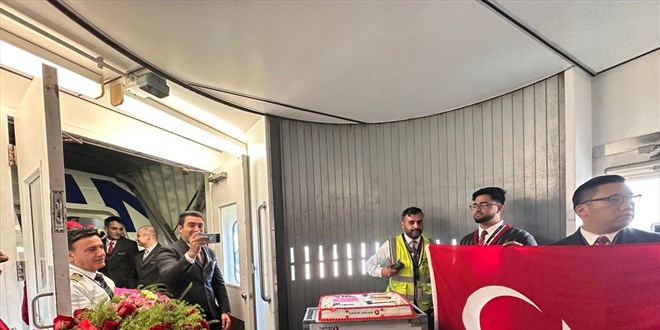THY'den şampiyon olan 'Filenin Sultanlarına' özel anons
