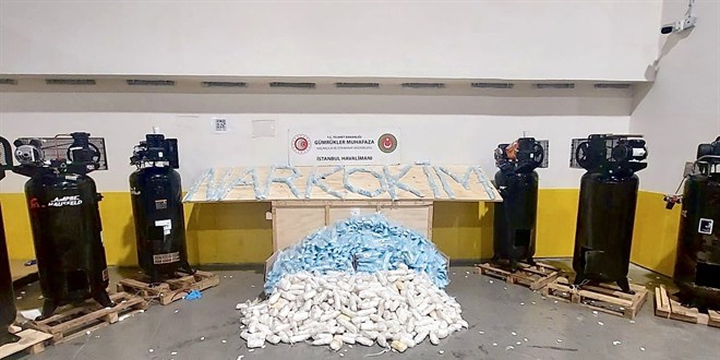 Bakan Bolat paylaştı: İstanbul Havalimanında 427 kilo uyuşturucu yakalandı