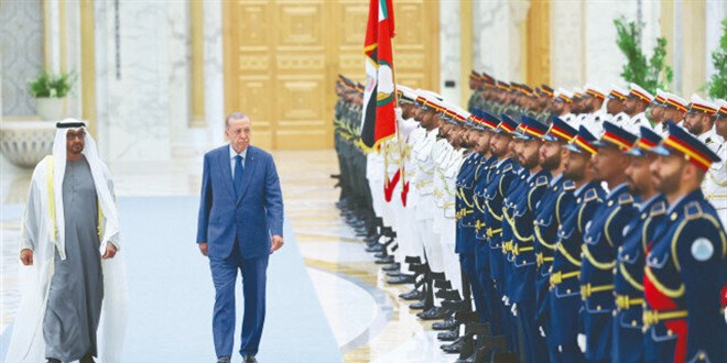 Körfez'in kapıları açıldı