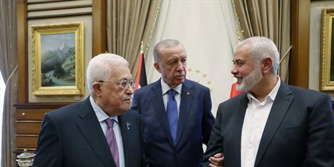 Erdoan, Filistin Devlet Bakan Abbas ve Hamas lideri Heniyye ile grt