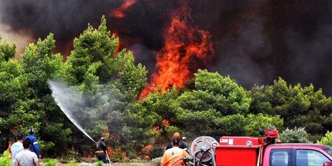Yunanistan'daki orman yangnlarda lenlerin says 4'e ykseldi