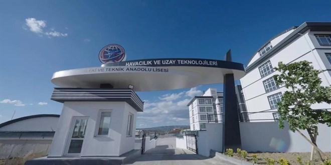 İkisi tam puan alan gerisi yüzde 1'lik dilimde 64 öğrenci yerleşti