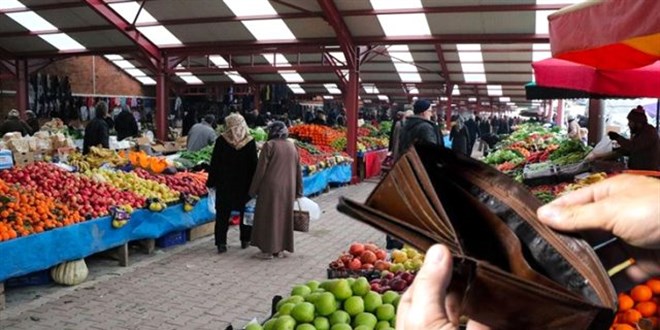 TÜRK-İŞ'e göre 4 kişilik ailenin yoksulluk sınırı 37 bin 974 lira oldu