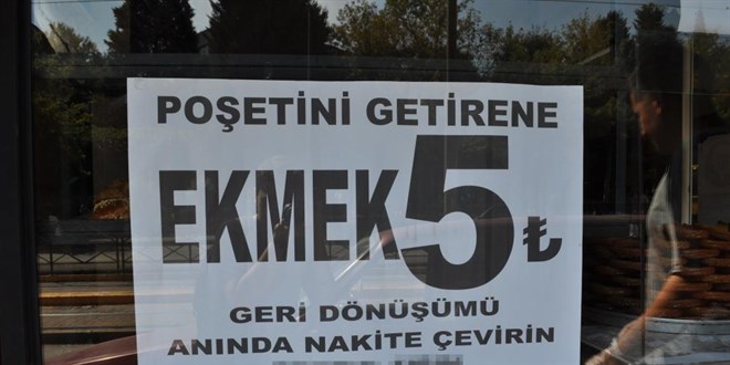 Poşetini getirene ekmek 7 lira yerine 5 lira