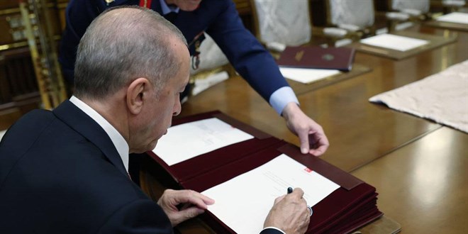 Erdoğan'dan YAŞ kararları açıklaması