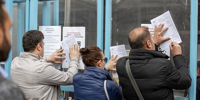 Her iki EYT'liden biri çalışmaya devam ediyor