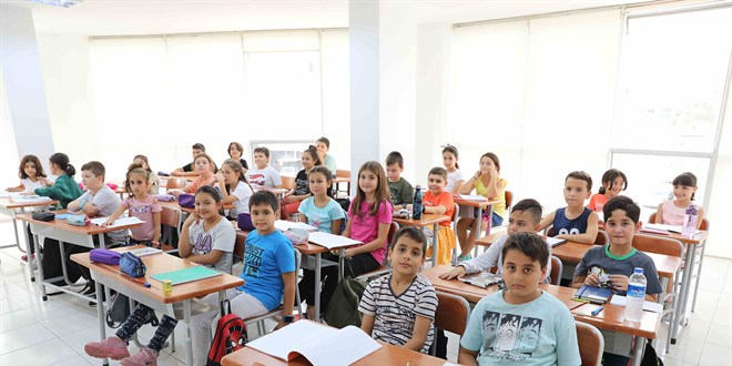 Okul kayıtları açıldı şikayetler başladı!