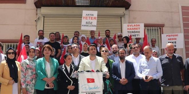 Diyarbakr'da 'Evlat Nbeti adr Paneli' dzenlendi