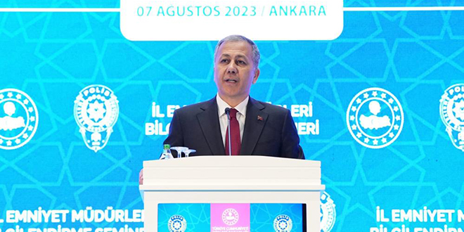 Bakan Yerlikaya, emniyet müdürlerine seslendi: Temel referansımız hukuk ve insan hakları