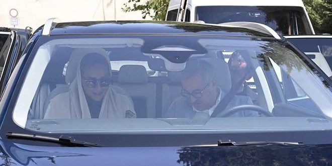 AK Partili belediye başkanı, prensesi Togg ile gezdirirken kaza yaptı