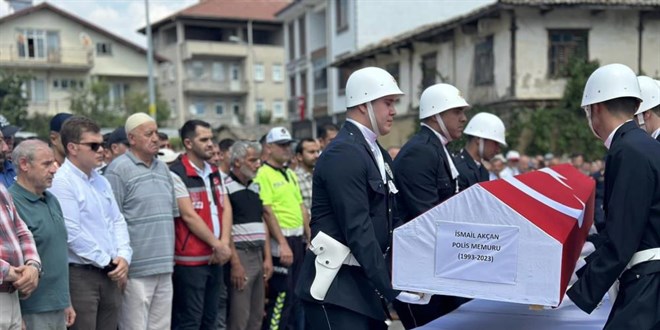 30 yaşındaki polis memuru kansere yenildi