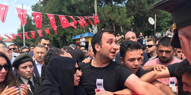 7 şehirde şehitlere veda edildi