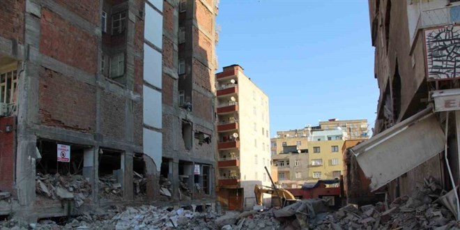 137 kişi hayatını kaybetmişti: 2 bina ruhsatsız ve projesiz çıktı