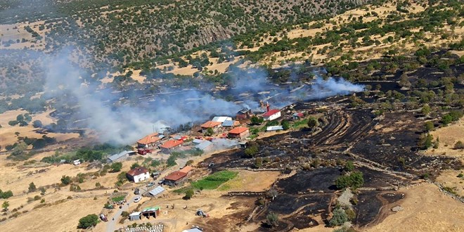 Bolu'daki yangın yerleşim yerine ulaştı: Müdahale sürüyor