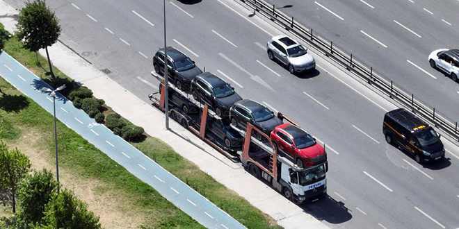 İstanbul'a tırlarla Togg geldi