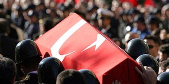 Fırat Kalkanı Harekat bölgesinden acı haber! 1 polis şehit oldu