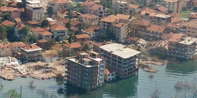 17 Ağustos Marmara Depremi'nin üzerinden 24 yıl geçti