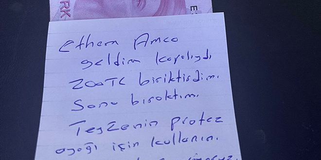 Dernek kapısına sıkıştırılan not ve harçlık duygulandırdı