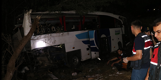 Yozgat'ta yolcu otobüsü şarampole düştü: 12 ölü, 19 yaralı