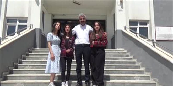 Yüksekovalı 19 öğrenci tıp fakültelerine yerleşti