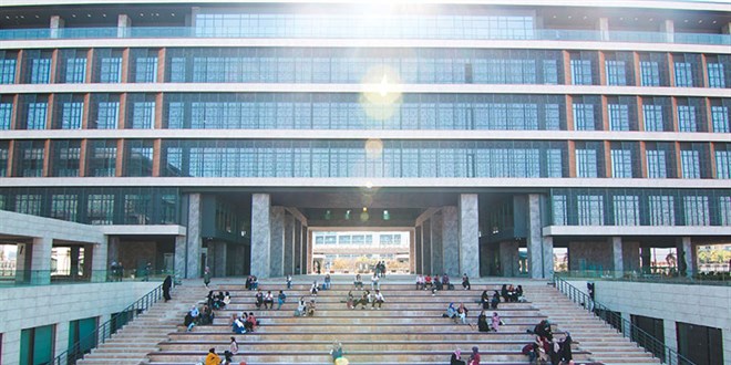 YKS Arapça Dil Testi'nin Türkiye birincisi Furkan, yüzde yüz burslu ilahiyata yerleşti