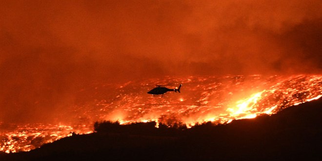 Bakanlıktan Çanakkale'deki yangına dair açıklama: Etrafı çevrildi