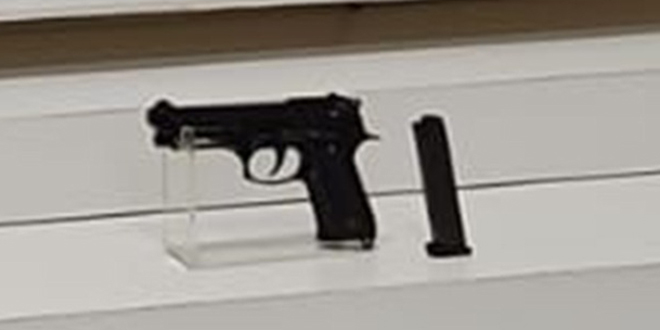 15 Temmuz Demokrasi Otogar'nda silahla ate aan pheli yakaland