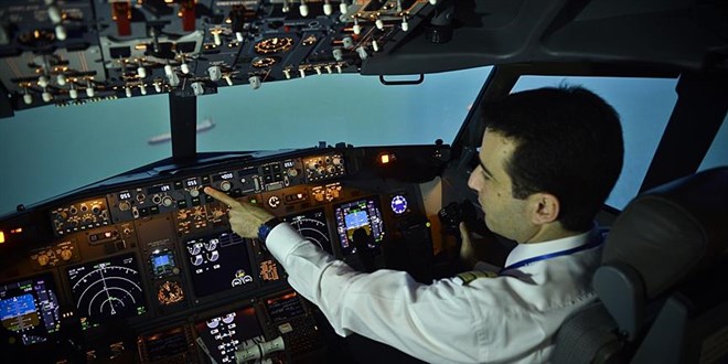 THY'den pilotlarına kokpitte ibadet izni