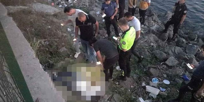 Zonguldak'ta bir kişi sahilde silahla vurulmuş halde ölü bulundu