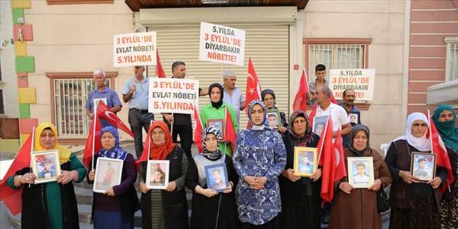 Diyarbakr annelerinden destek ars