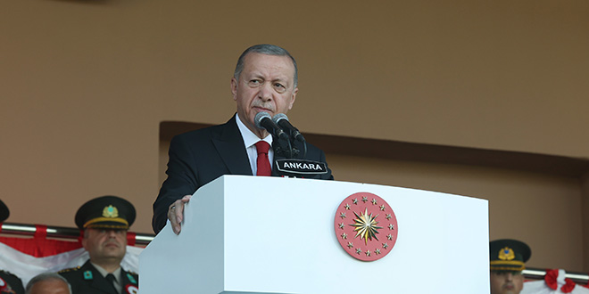 Erdoğan: Yakında hava savunma sistemi satacak noktaya geleceğiz