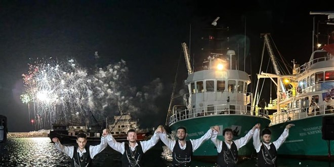 Balıkçılar dualarla 'vira bismillah' dedi
