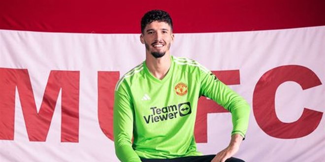 Altay Bayındır resmen Manchester United'da