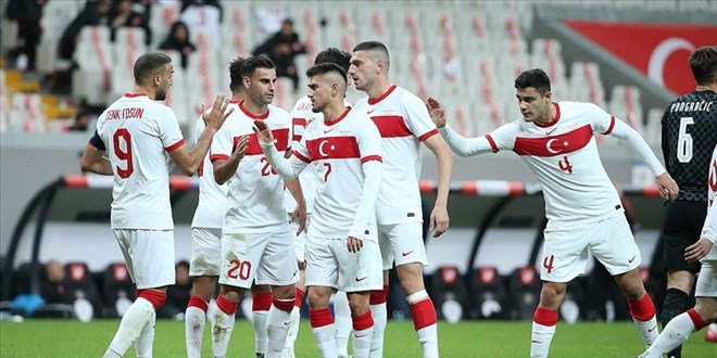 Futbolda milli mesai balyor