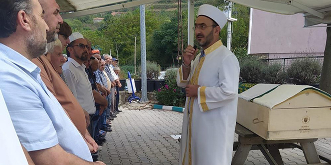 Müftülük personeli kalp krizi sonucu hayatını kaybetti