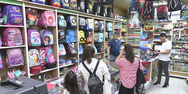 Kırtasiyelerde alışveriş hareketliliği