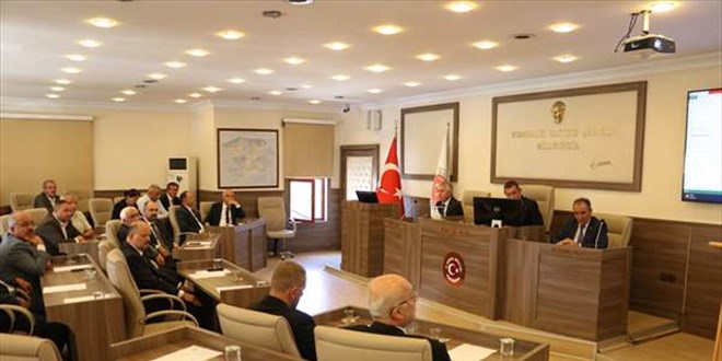 Kastamonu Belediye Başkanı'nın bulunduğu panelvan otomobille çarpıştı