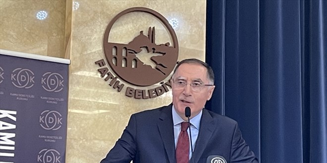 Kamu Başdenetçisi Malkoç, Fatih'te vatandaşlarla bir araya geldi