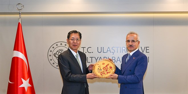 Bakan Uraloğlu: Çin Doğu Hava Yolları İstanbul seferlerine başlıyor